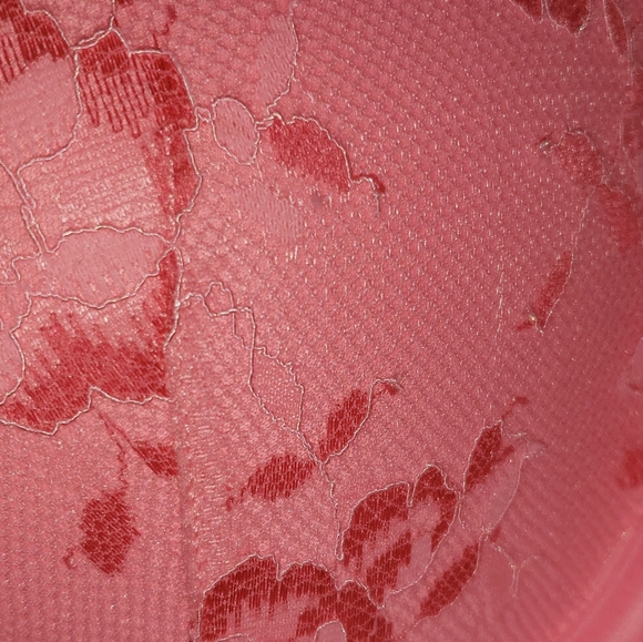 Victorias Secret - Picture 2 of 4